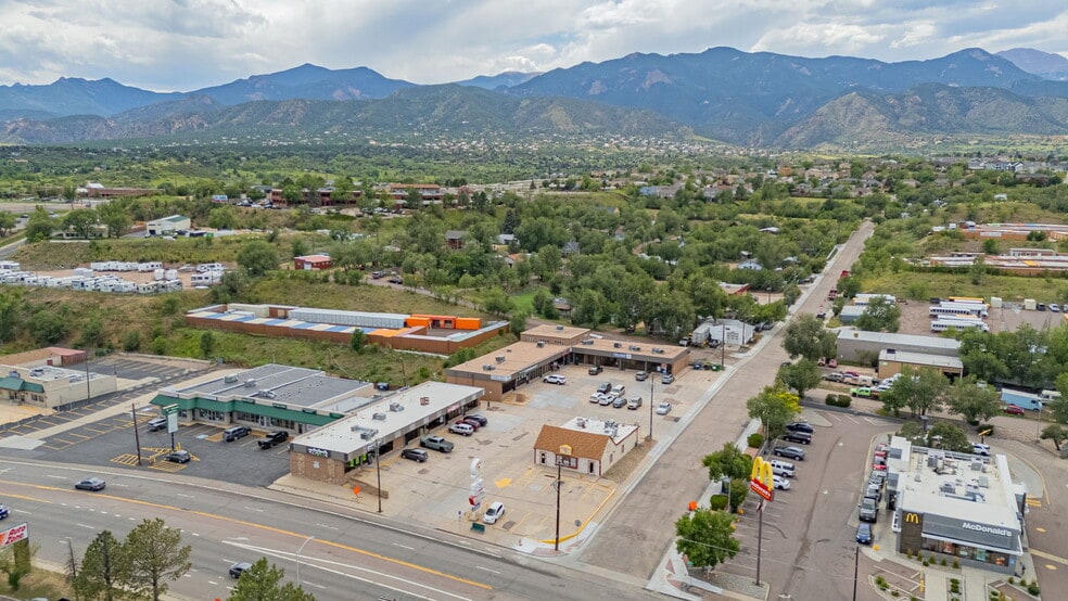 More Photos Of 402-410 S 8th St, Colorado Springs Unknown For Lease