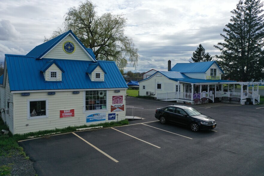 Primary Photo Of 3732 NY-31 Rt, Canastota Restaurant For Sale