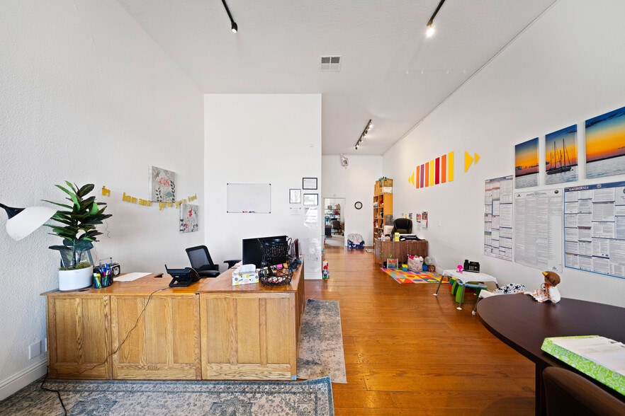 More Photos Of 621-625 Walnut St, Red Bluff Storefront Retail Office For Sale