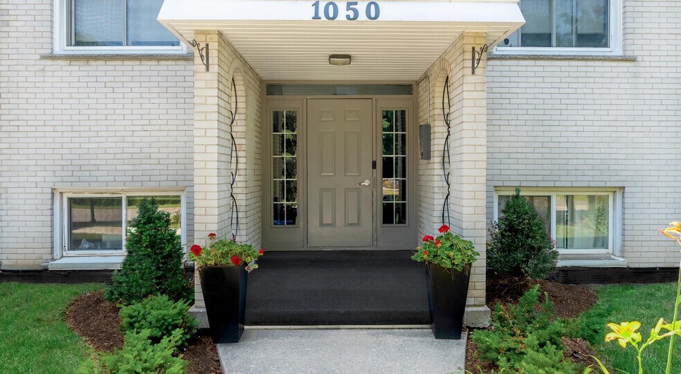 More Photos Of 1050 Highland St, Burlington Apartments For Sale