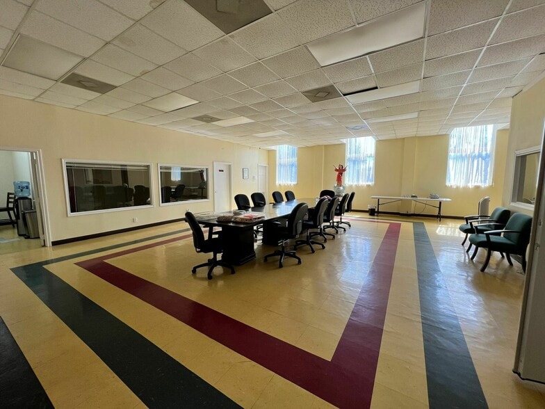 More Photos Of 624 E Saint Francis St, Brownsville Religious Facility For Sale