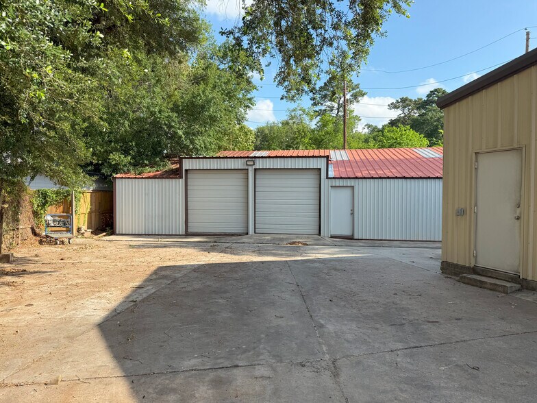 More Photos Of 132 Magic Oaks Ct, Spring Unknown For Lease