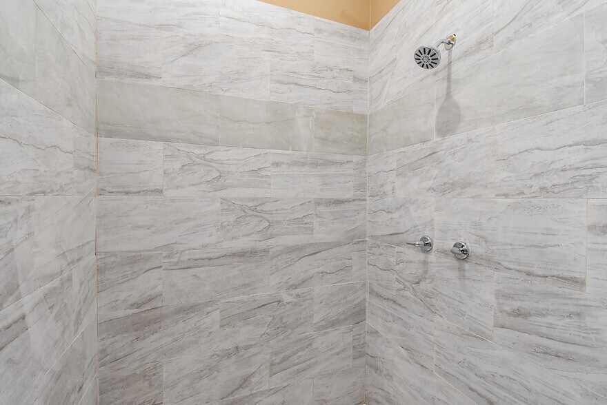 More Photos Of 9527 Ponderosa Ln, Houston Medical For Lease