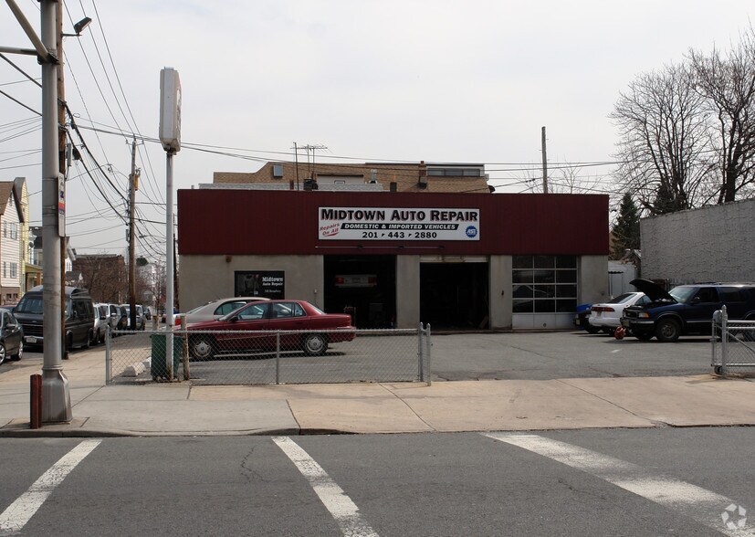 More Photos Of 346-348 Broadway, Bayonne Auto Repair For Sale