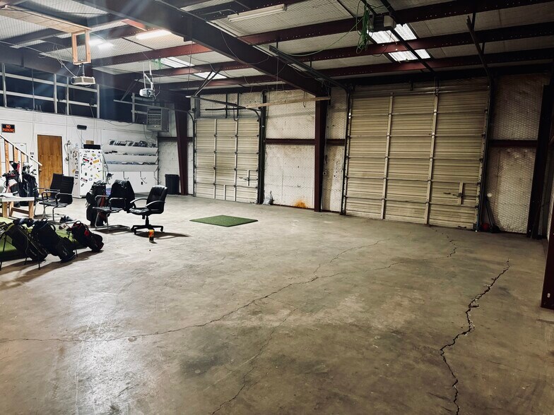 More Photos Of 1207 Alcock St, Pampa Flex For Sale