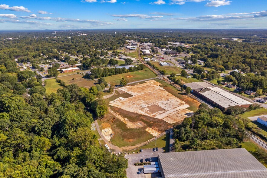 More Photos Of 201 Phoenix St, Statesville Land For Sale