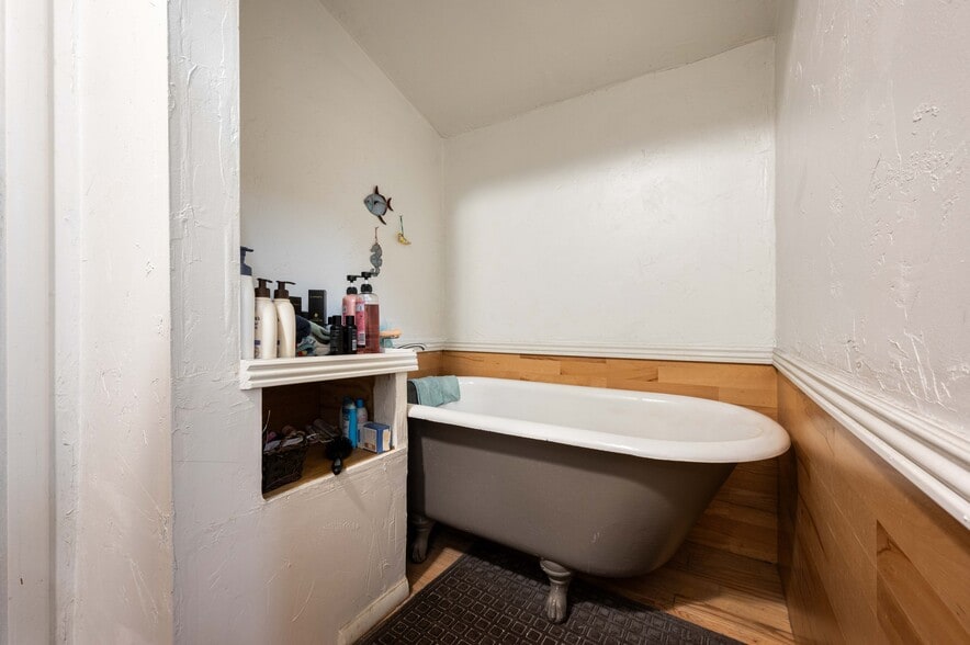 More Photos Of 1610 N Salem Ave, Pueblo Storefront Retail Residential For Lease