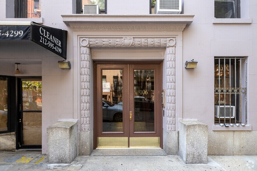 More Photos Of 106 W 69th St, New York Apartments For Lease