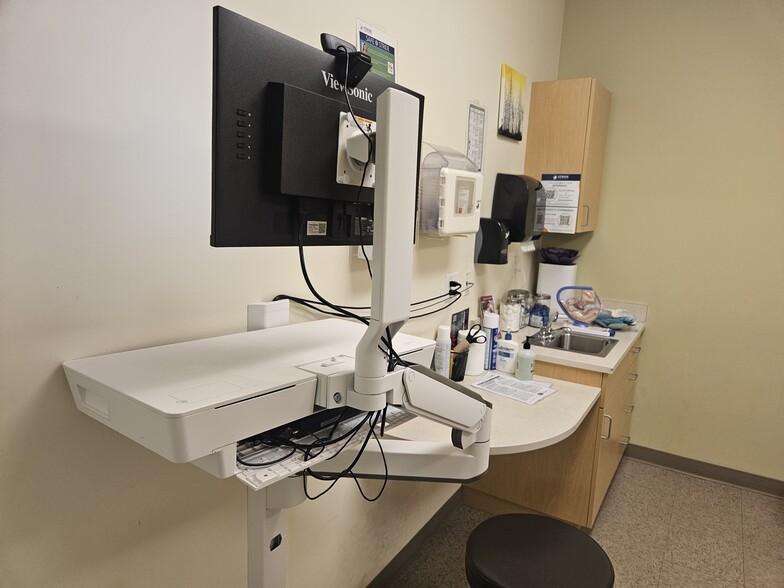 More Photos Of 10690 Del Mar Pky, Aurora Unknown For Lease