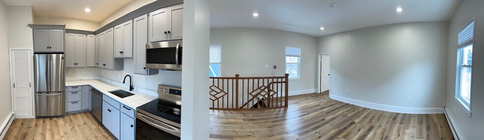 More Photos Of 29 Race St, Frenchtown Storefront Retail Office For Sale