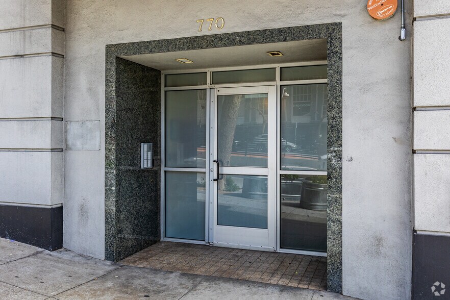 More Photos Of 790 Van Ness Ave, San Francisco Storefront Retail Residential For Lease