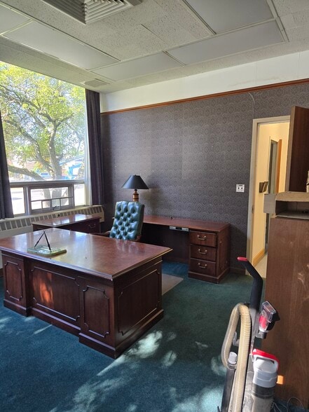 More Photos Of 260 Washington St, Watertown Office For Lease