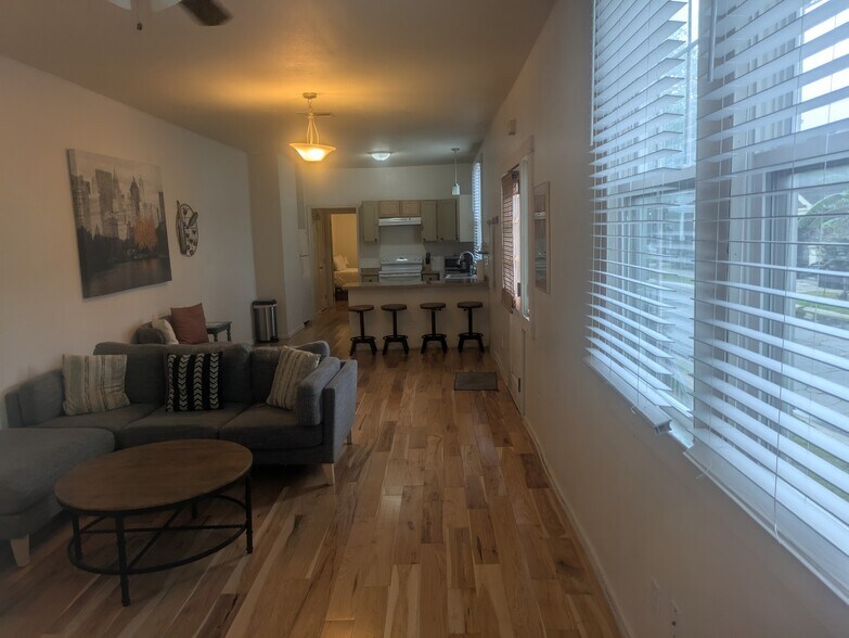 More Photos Of 3840 Bienville St, New Orleans Apartments For Lease