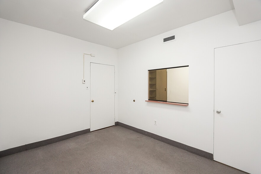More Photos Of 520 Franklin Ave, Garden City Medical For Sale