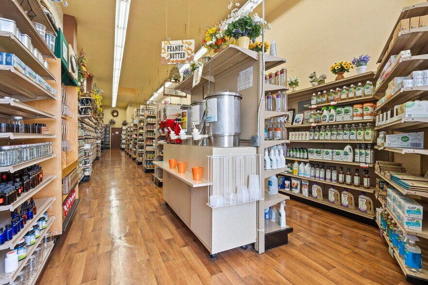 More Photos Of 12249 San Pablo Ave, Richmond Storefront For Sale