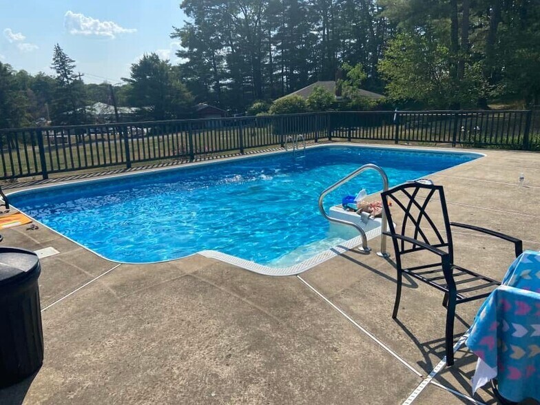 More Photos Of 1329 Zion Rd, Bellefonte Office For Sale