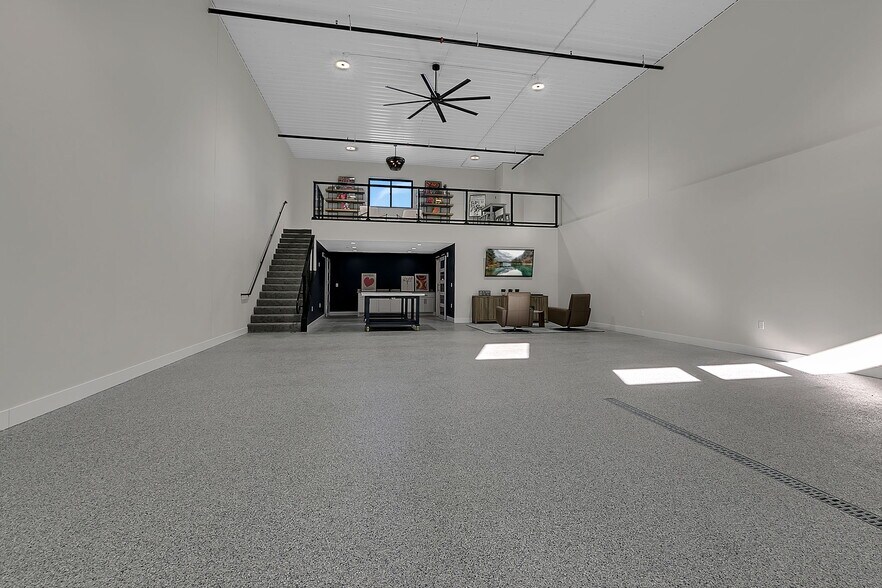 More Photos Of 1400 19th St NE, Sauk Rapids Industrial For Sale