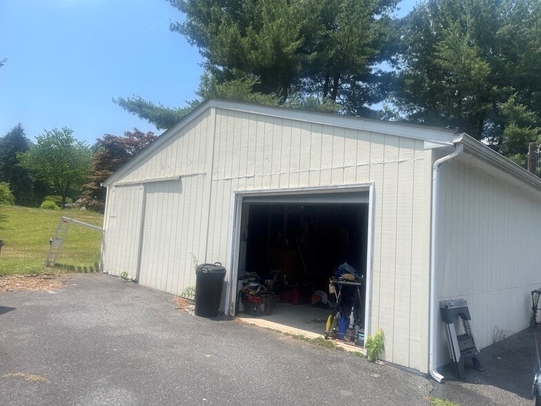 More Photos Of 1129 Clayton Rd, Joppa Office For Sale