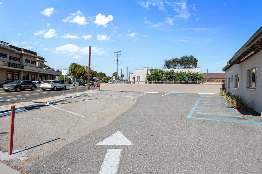 More Photos Of 1192 N White Ave, Pomona Office For Lease