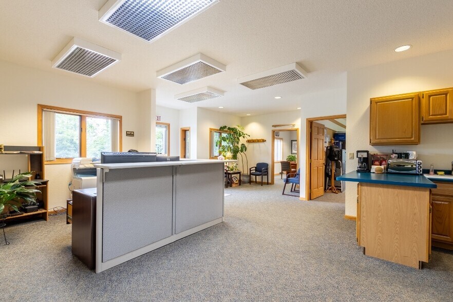 More Photos Of 226126 Hummingbird Rd, Wausau Medical For Sale