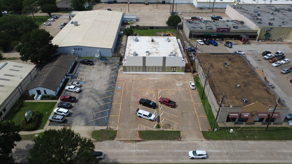 More Photos Of 21950 Kingsland Blvd, Katy Daycare Center For Lease
