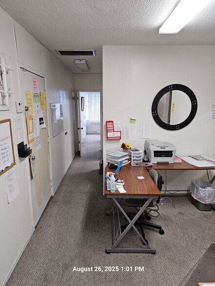More Photos Of 2701-2703 W Manchester Blvd, Inglewood Office For Sale