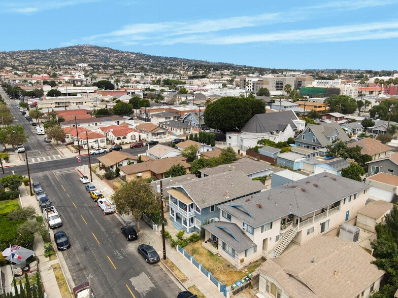 More Photos Of 372 W 11th St, San Pedro Apartments For Sale