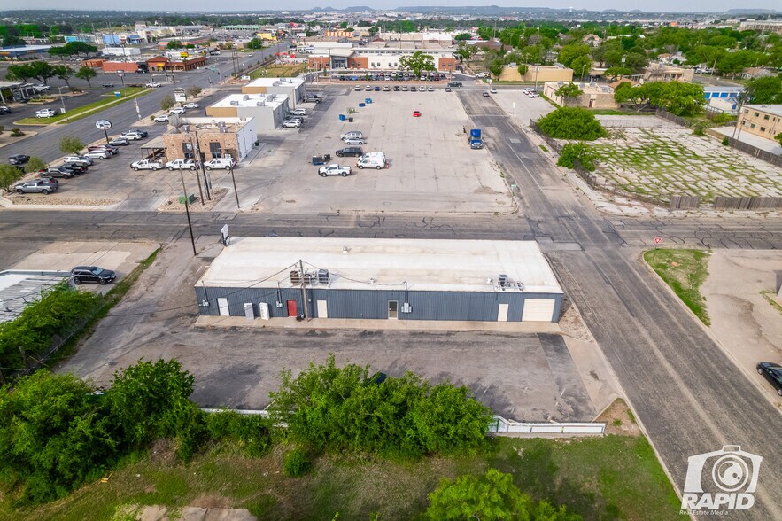 More Photos Of 72 Hassell St, San Angelo Specialty For Sale