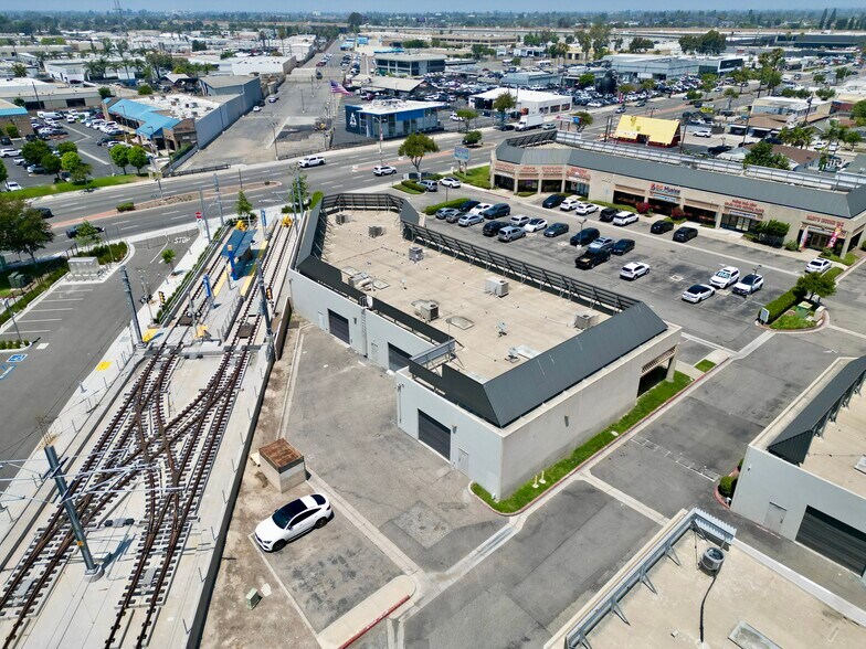 More Photos Of 13902 Harbor Blvd, Garden Grove Warehouse For Sale