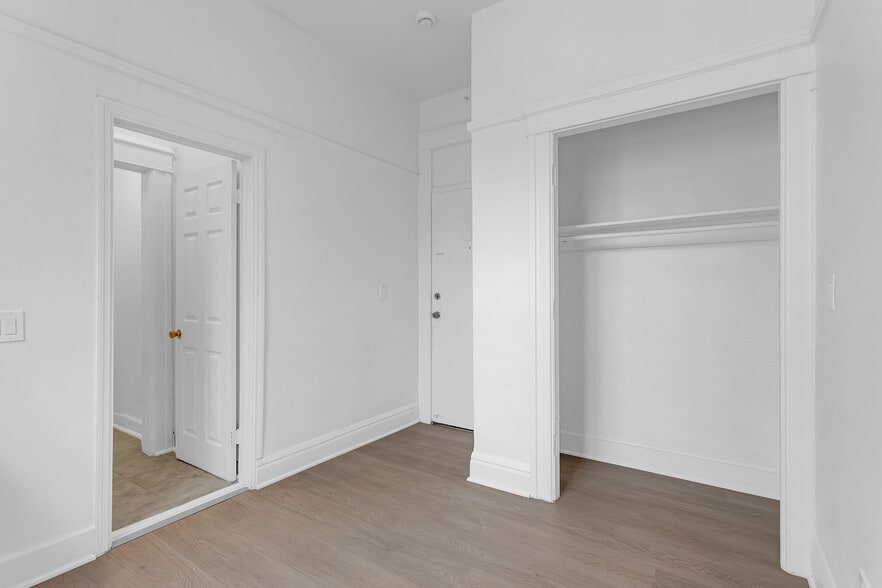 More Photos Of 1315 S Flower St, Los Angeles Apartments For Sale