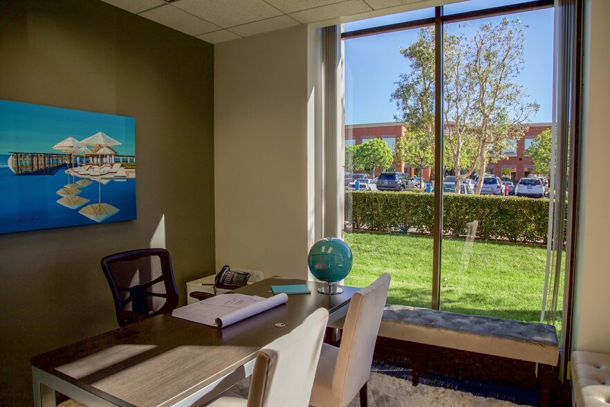 More Photos Of 23 Corporate Plaza Dr, Newport Beach Coworking Space