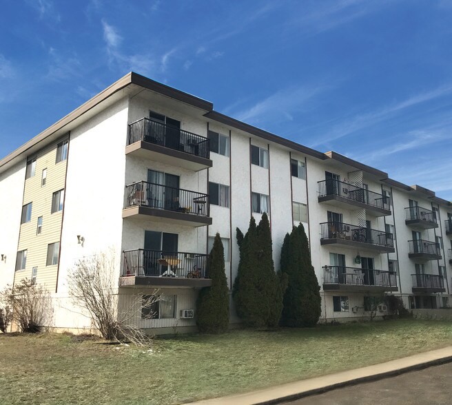 More Photos Of 1604 31 St, Vernon Apartments For Sale