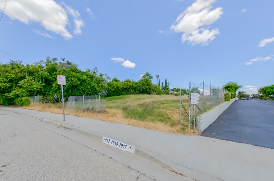 More Photos Of 7909 Arroyo Dr, Rosemead Land For Sale