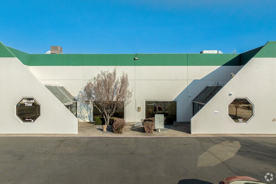 More Photos Of 4350 Pell Dr, Sacramento Distribution For Lease