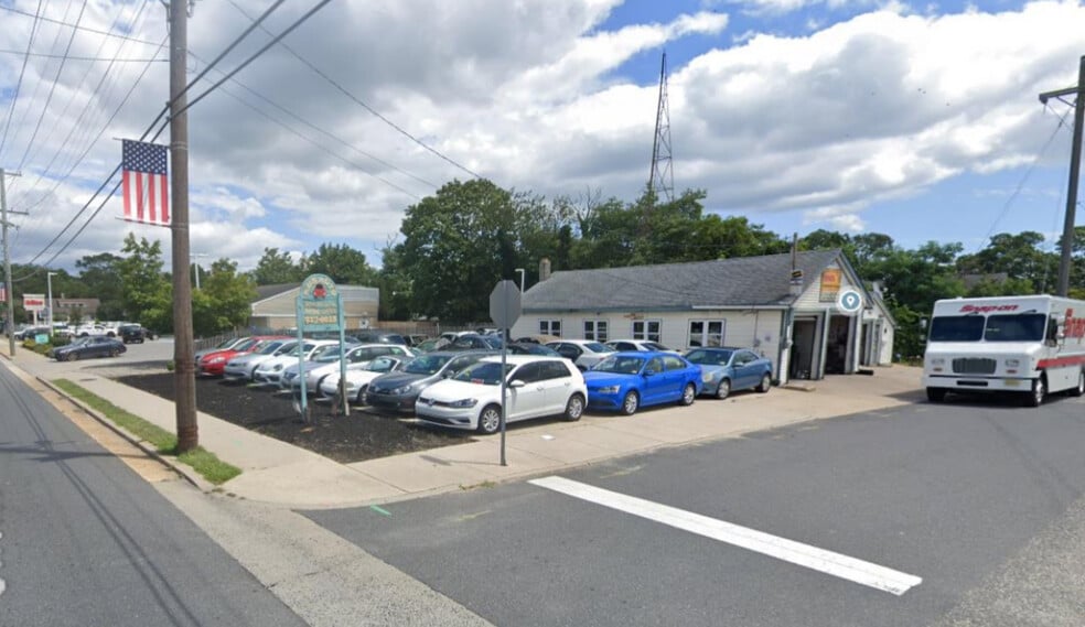 Primary Photo Of 520 Shore Rd, Somers Point Auto Dealership For Sale