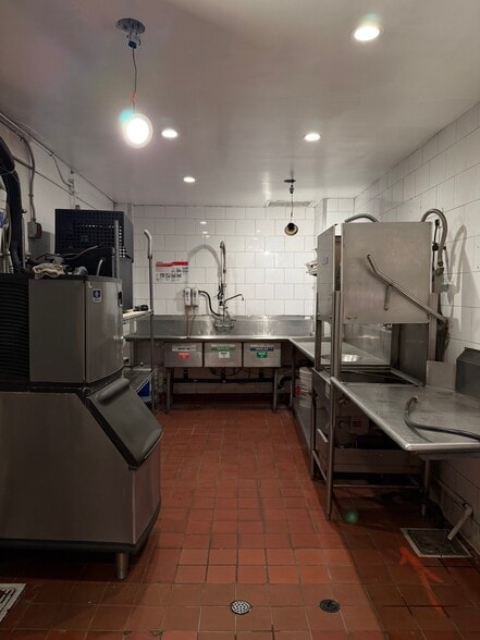 More Photos Of 3129 W Sunset Blvd, Los Angeles Apartments For Lease