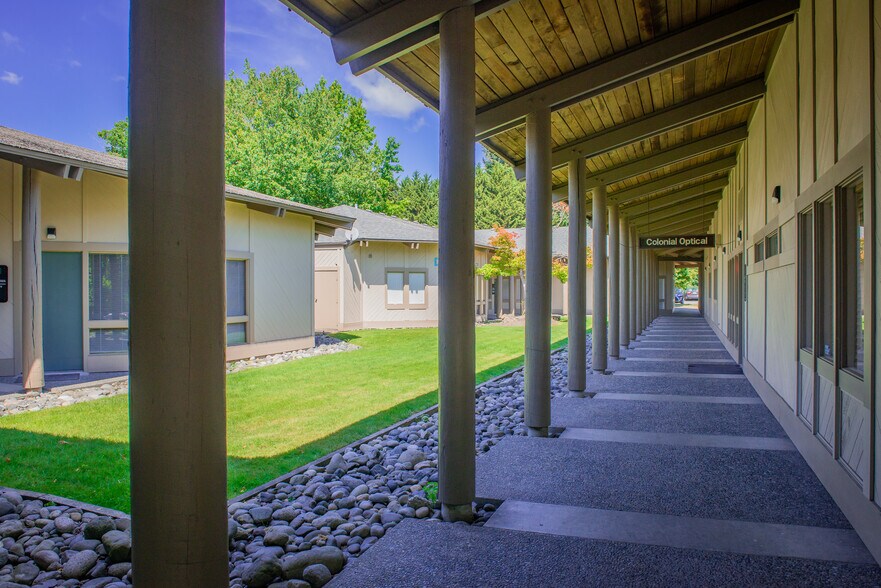More Photos Of 12911 120th Ave NE, Kirkland Medical For Lease