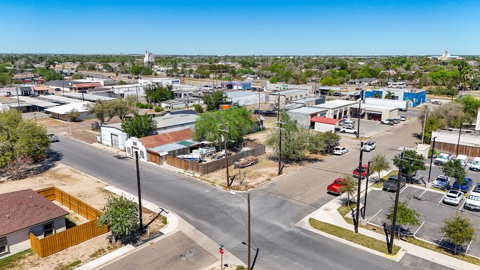 More Photos Of 204 6th st, San Juan Warehouse For Sale