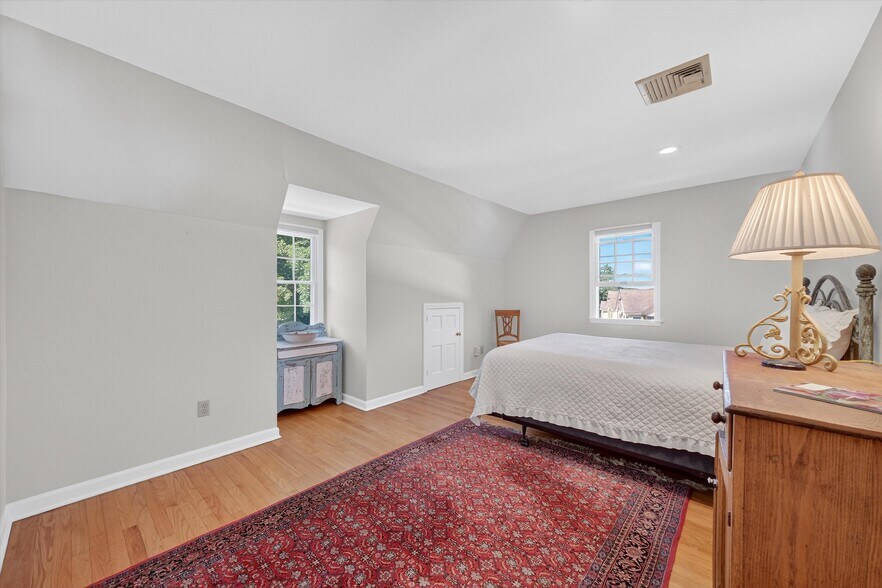 More Photos Of 1436 NY-52 Rt, Fishkill Office For Sale