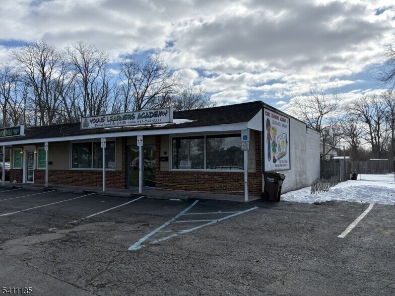 Primary Photo Of 748 Bound Brook Rd, Middlesex Office For Lease