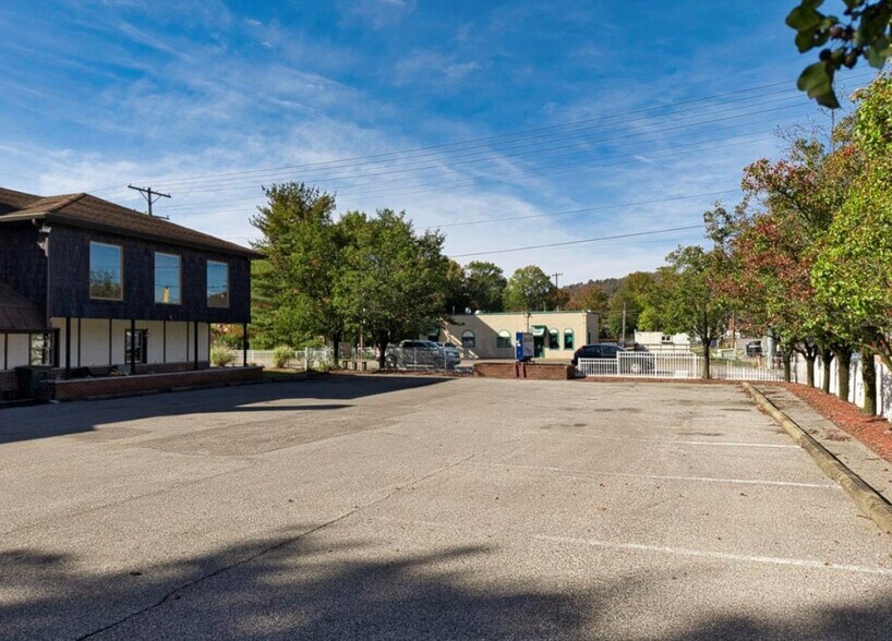 More Photos Of 661 3rd St, New Martinsville Office Residential For Sale