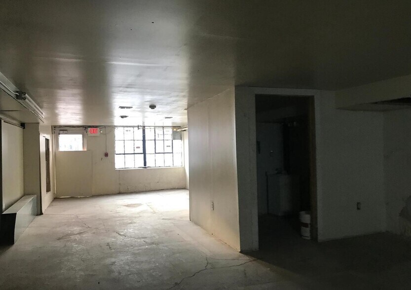 More Photos Of 3824-3830 N Broad St, Philadelphia Storefront Retail Office For Sale