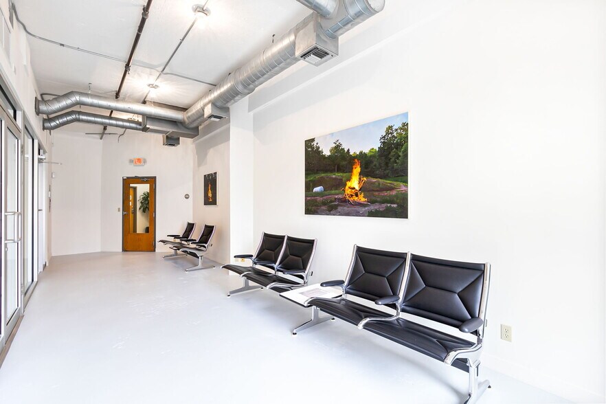 More Photos Of 330 Clematis St, West Palm Beach Storefront Retail Office For Sale