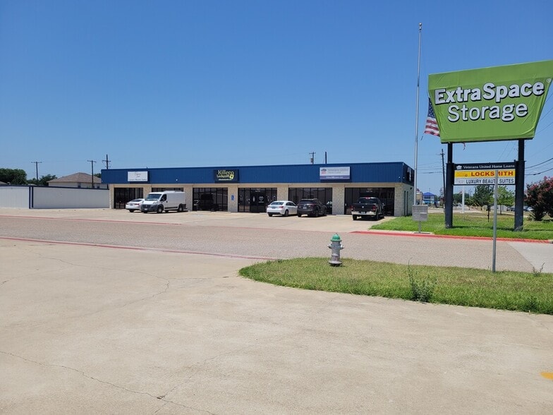 More Photos Of 1300 W Stan Schlueter Loop, Killeen Unknown For Lease