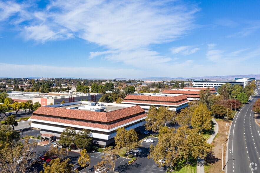 More Photos Of 4633 Old Ironsides Dr, Santa Clara Unknown For Lease