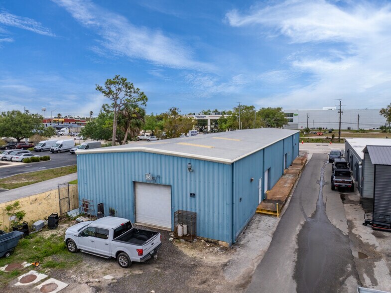 More Photos Of 23064 Harbor View Rd, Port Charlotte Warehouse For Sale
