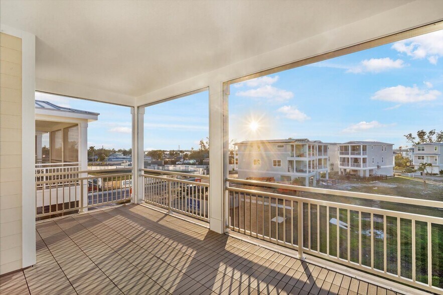 More Photos Of 4318 Marina View Way, Cortez Specialty For Sale