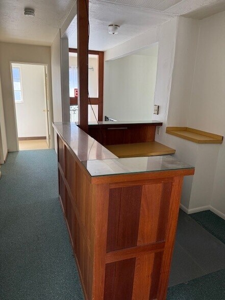 More Photos Of 2151 Santa Clara Ave, Alameda Office For Lease