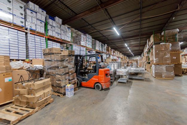 More Photos Of 5055-5061 Kennedy Rd, Forest Park Warehouse For Lease