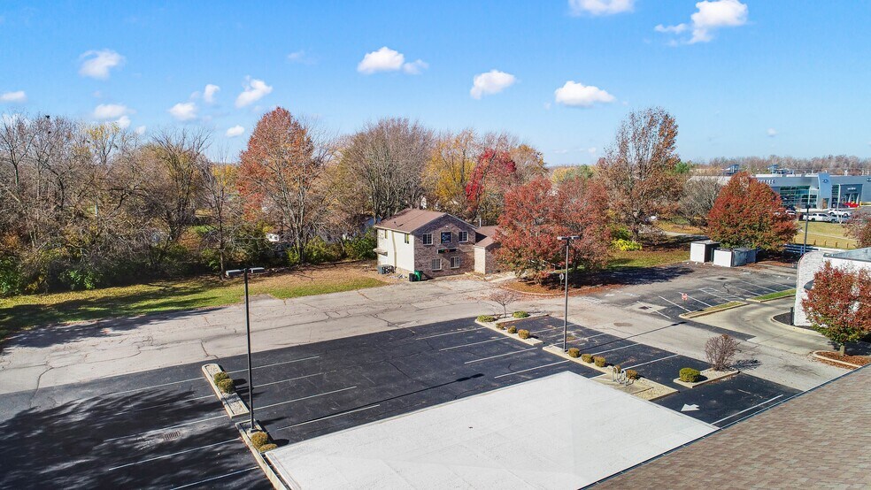 More Photos Of 2048 N Morton St, Franklin Office For Sale